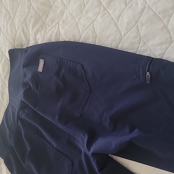 Figs SCRUBS Set - Picture 16 of 16